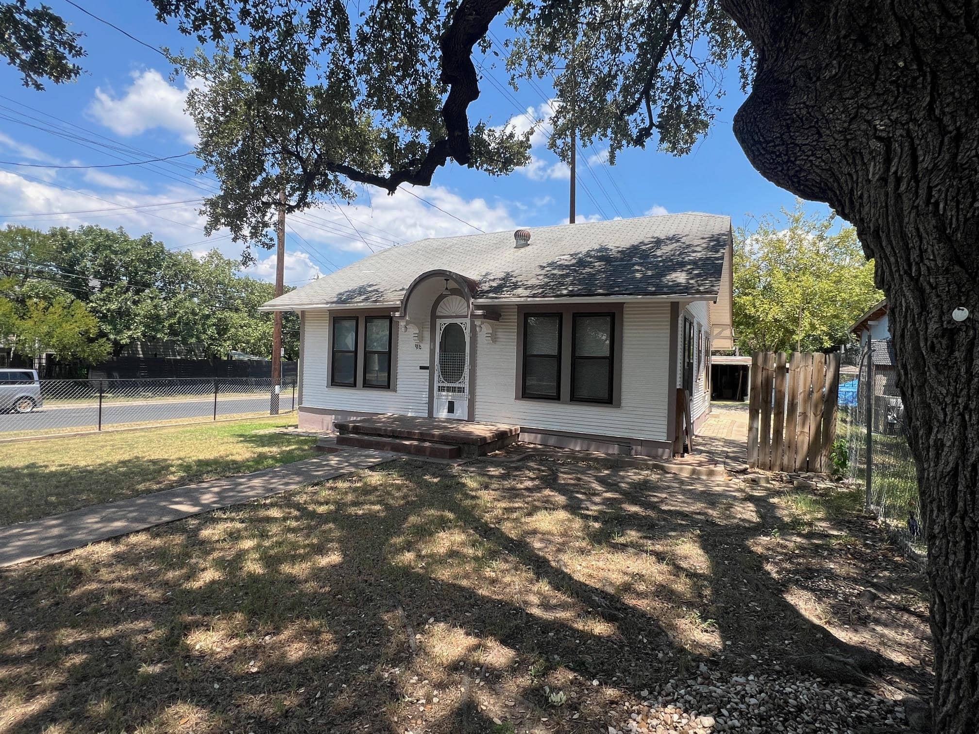 916 Live Oak, Austin 78704