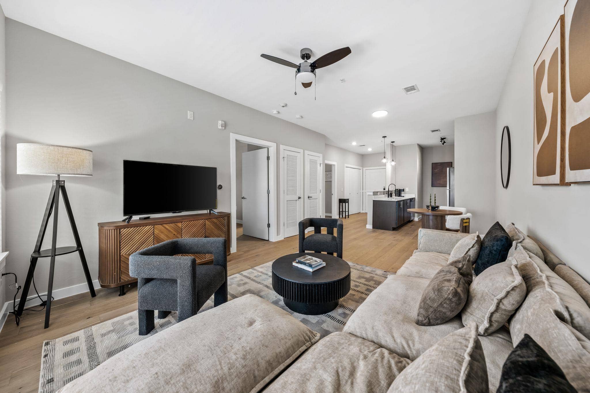 2505 Thornton #2211, Austin 78704