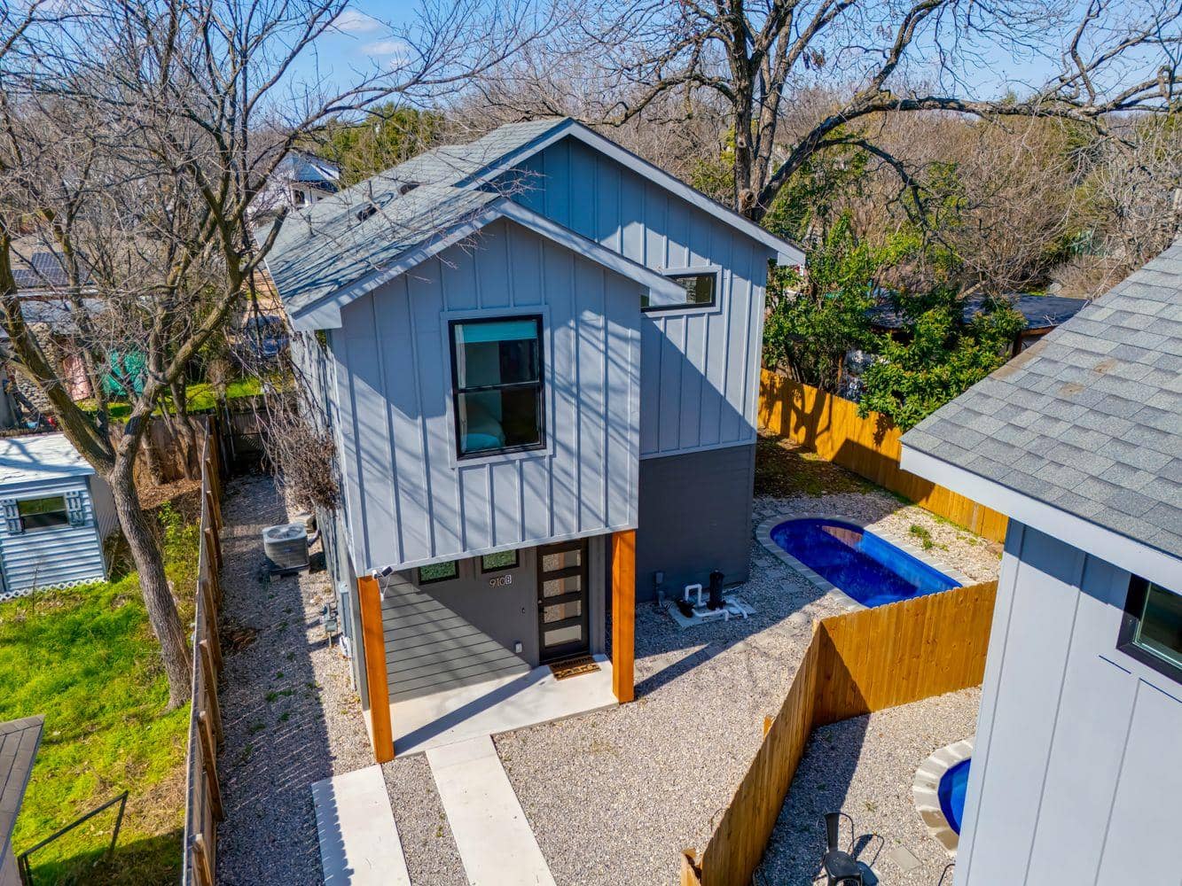 910 Tillery #B, Austin 78702