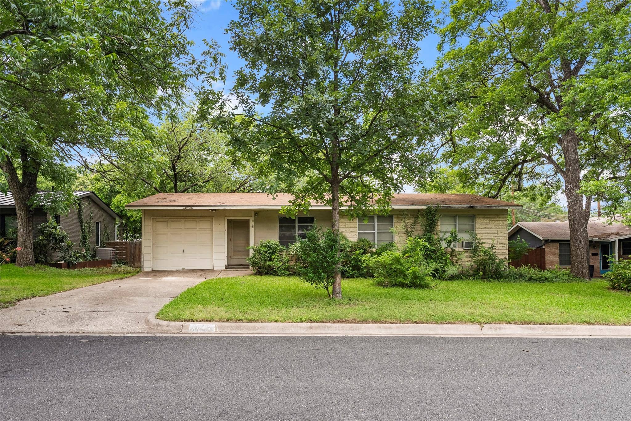 1102 Southwood, Austin 78704