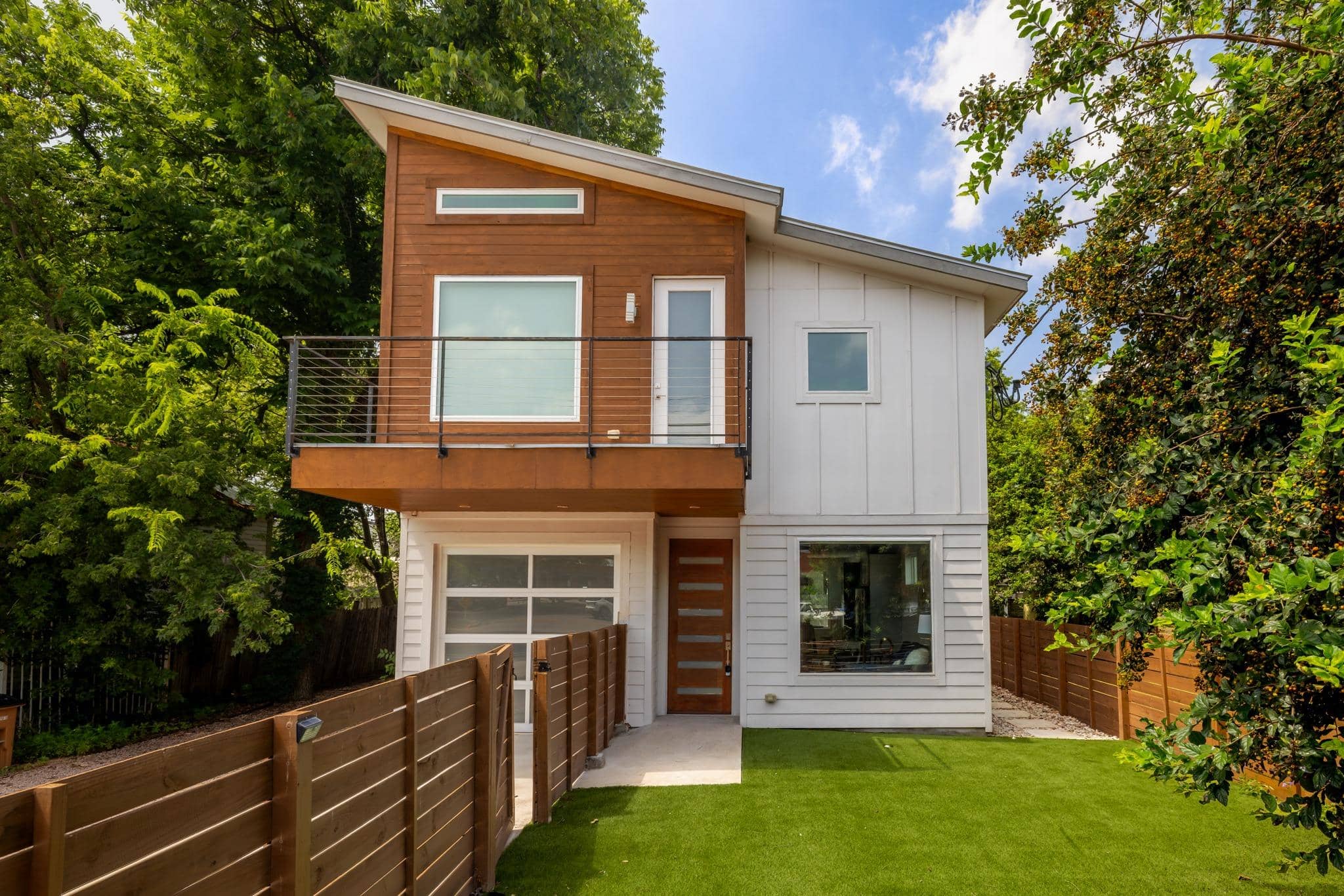 2905 5th #A, Austin 78702