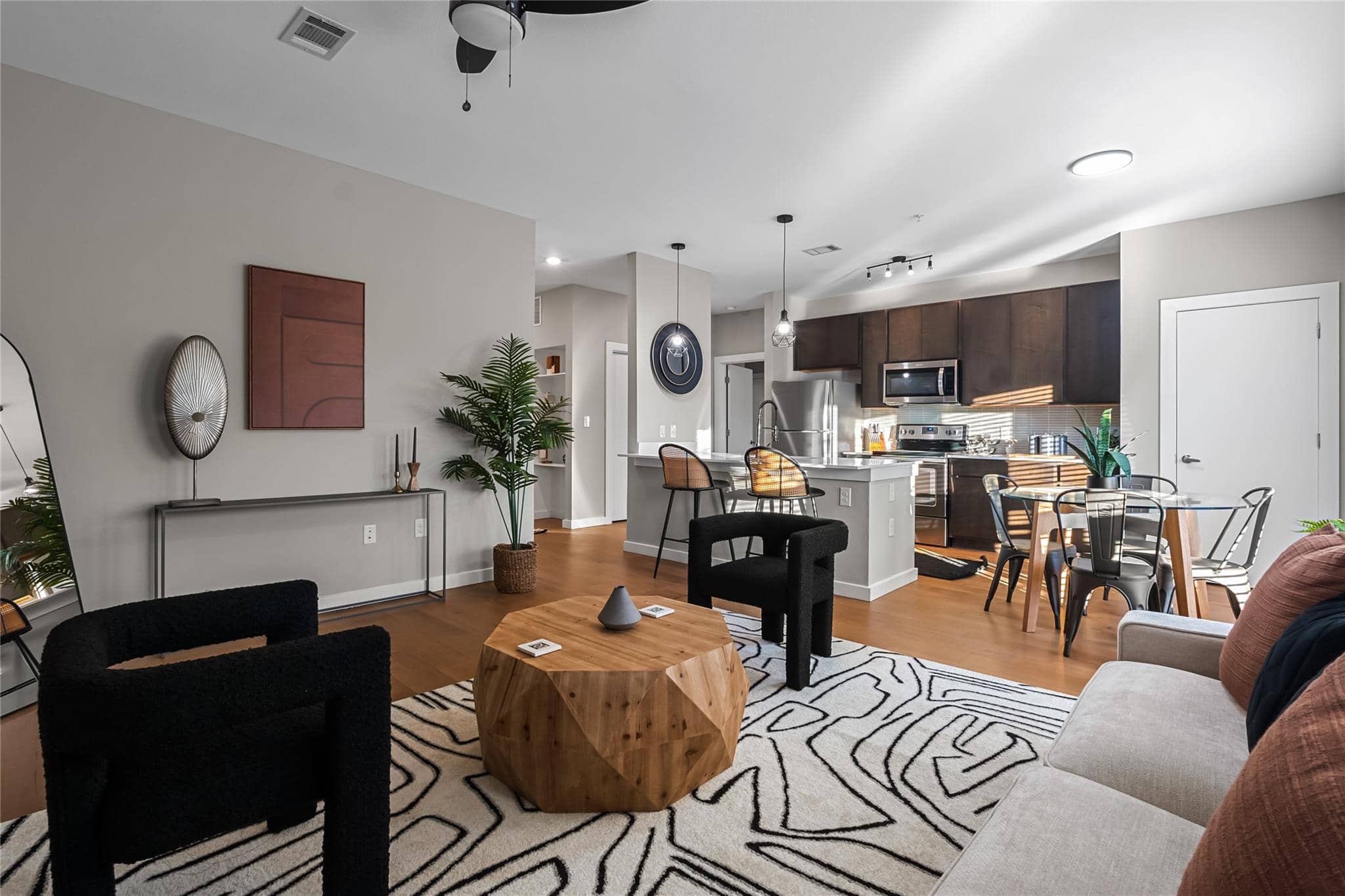 2505 Thornton #3212, Austin 78704