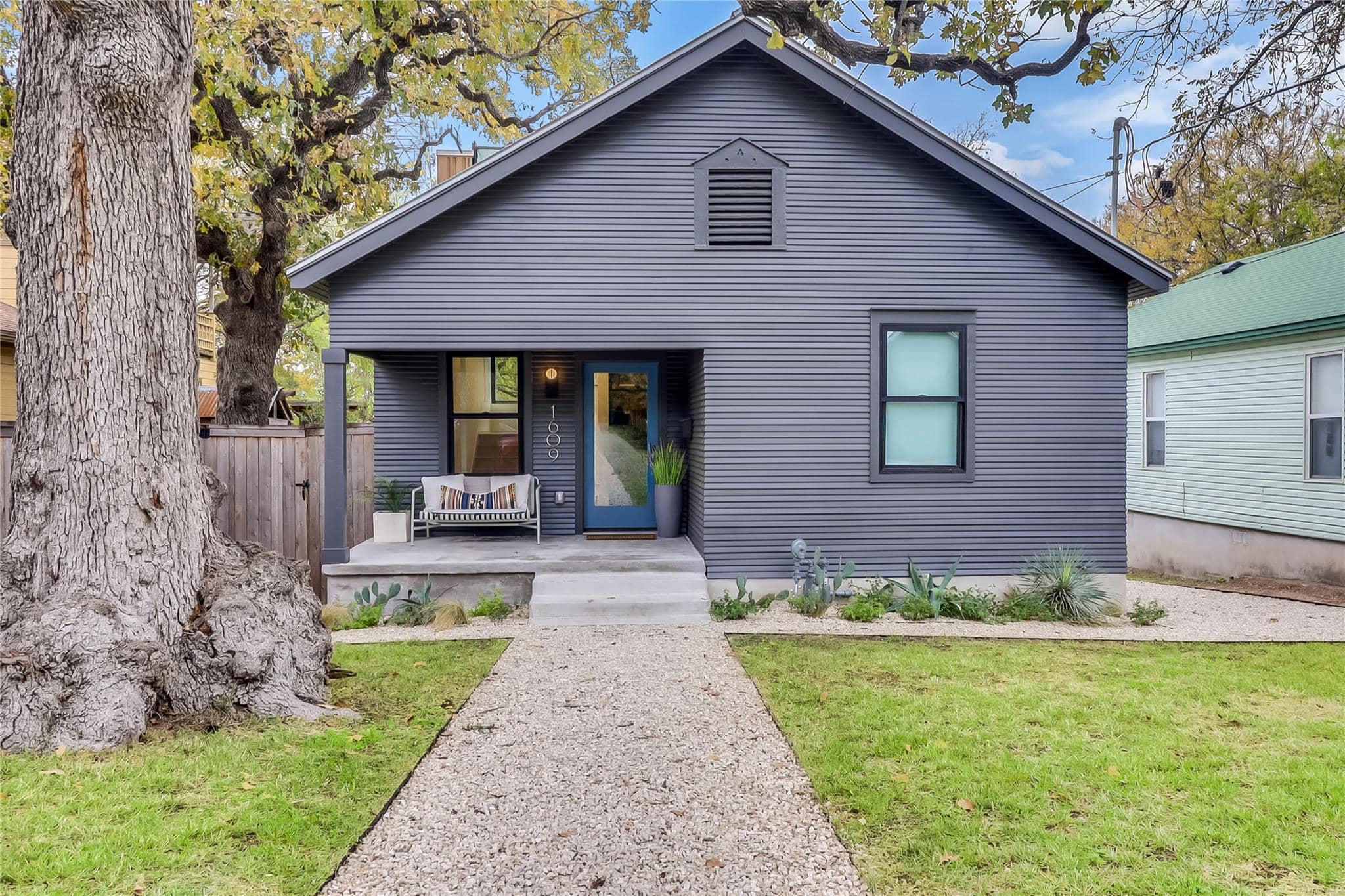 1609 12th, Austin 78703