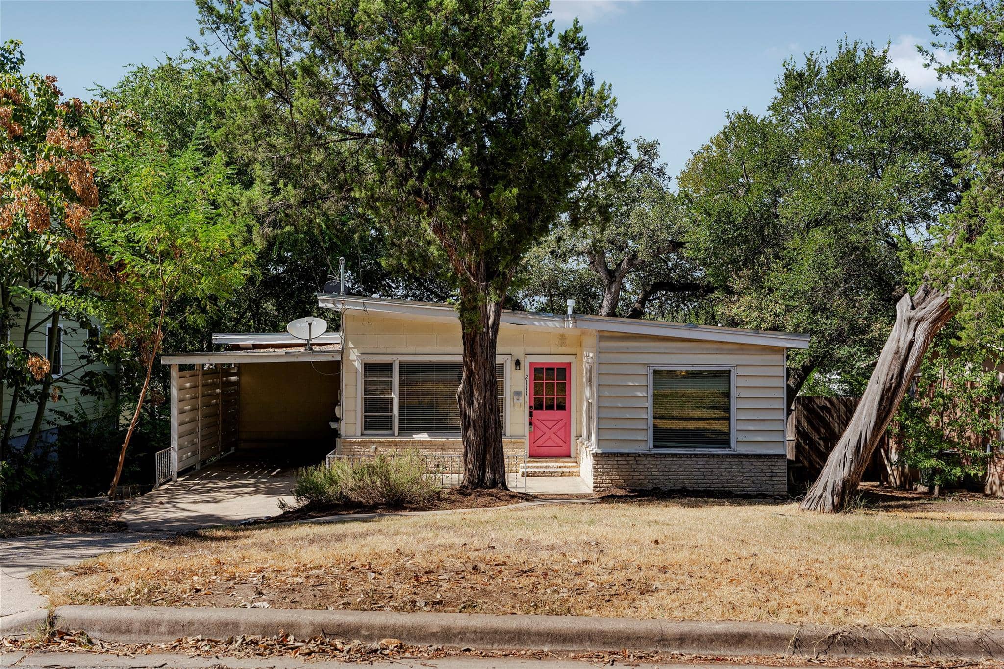 2111 10th, Austin 78703
