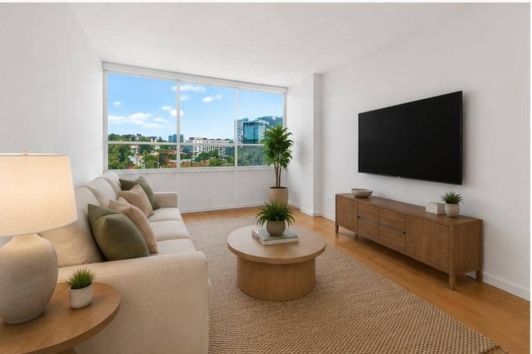 1800 Lavaca #512, Austin 78701