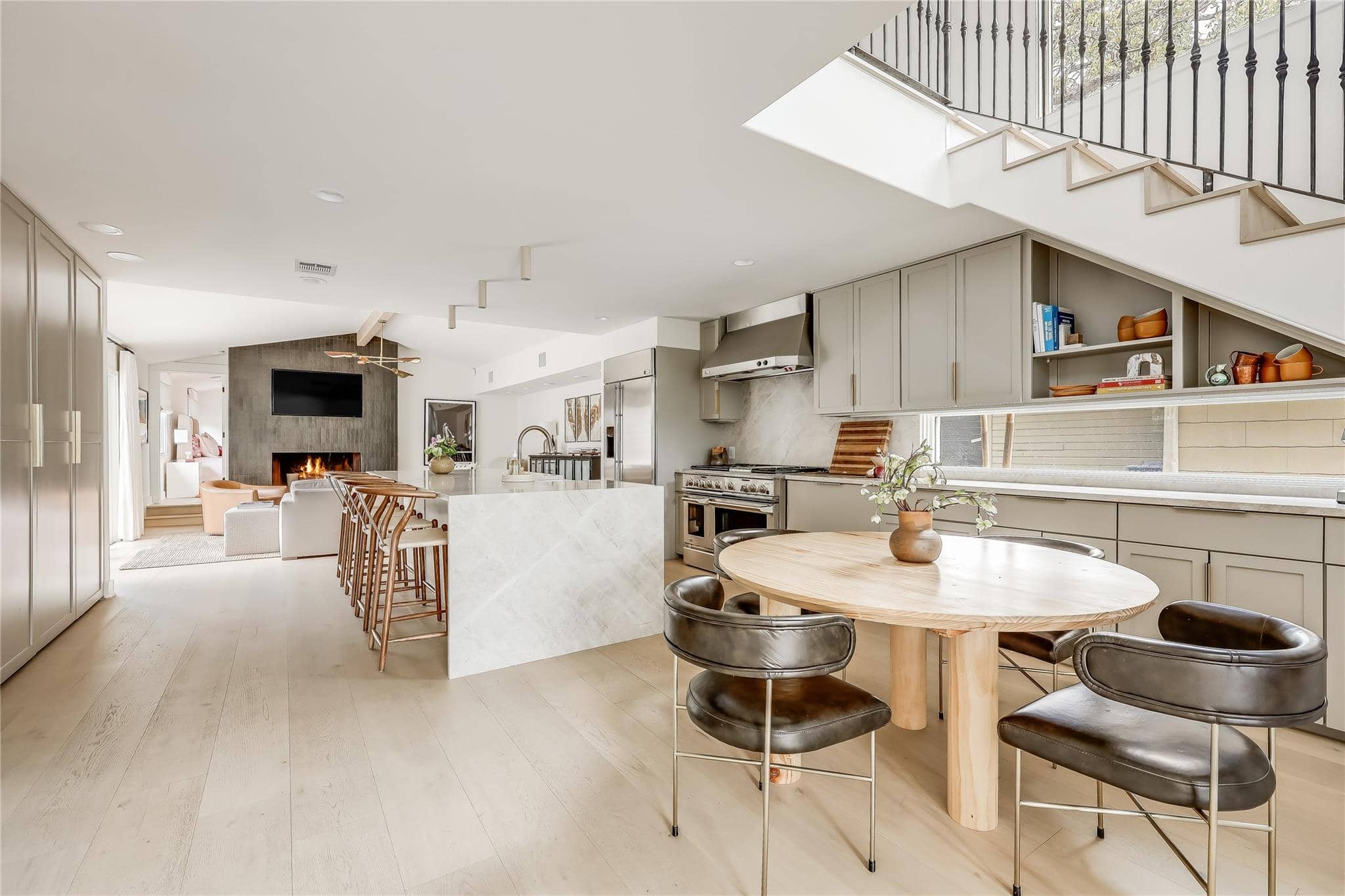 606 Josephine, Austin 78704
