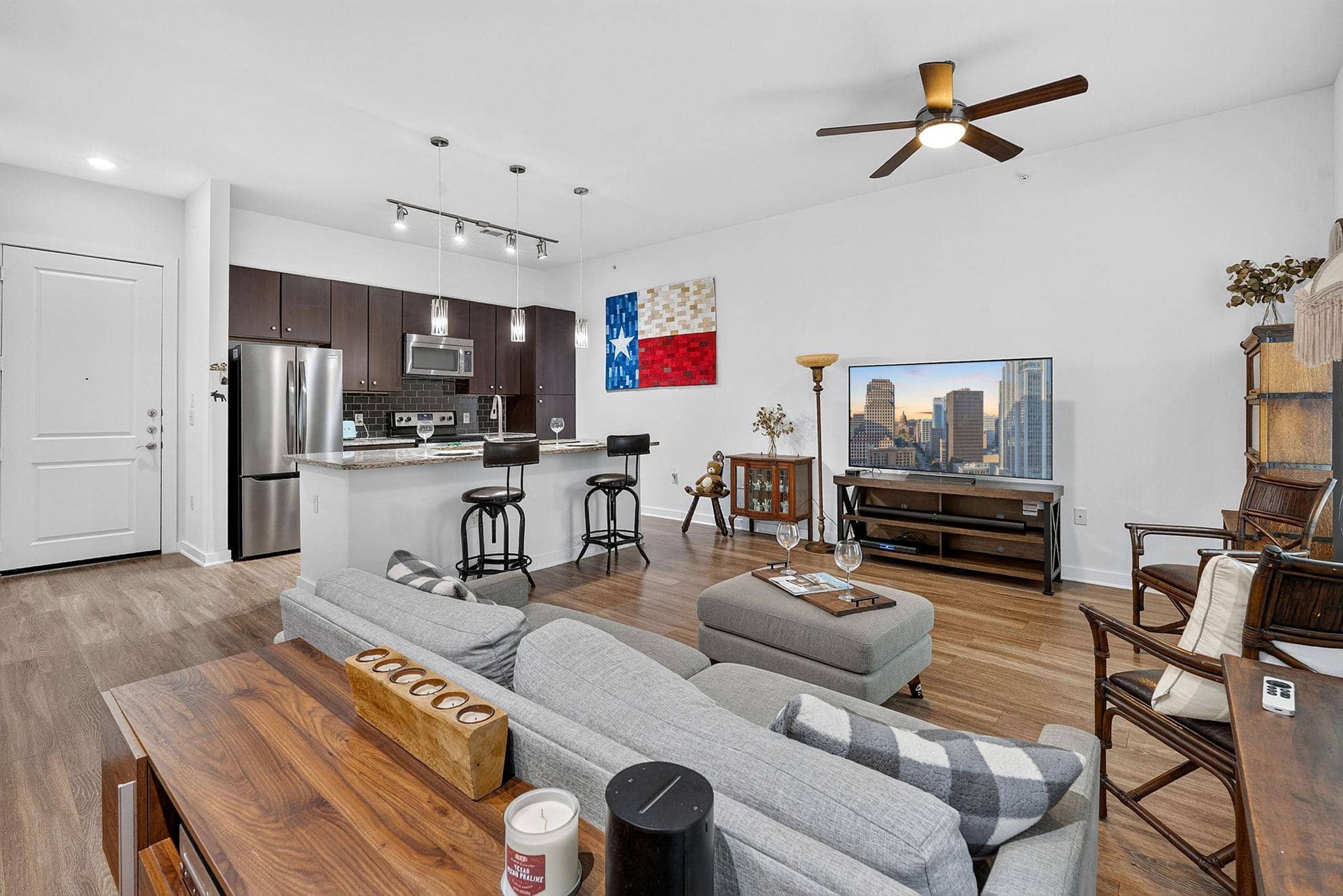 1900 Barton Springs #2047, Austin 78704