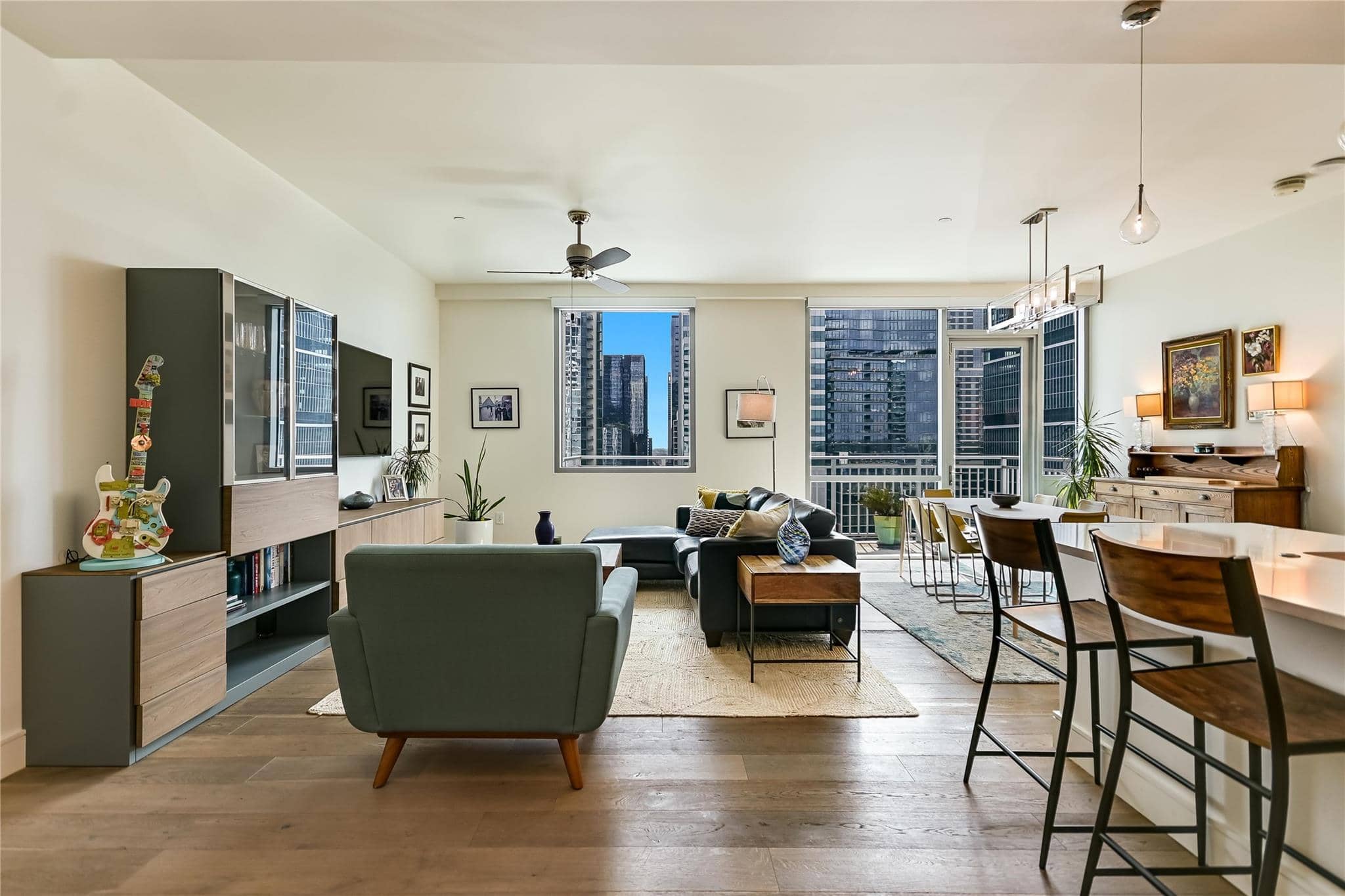 222 West #1613, Austin 78701