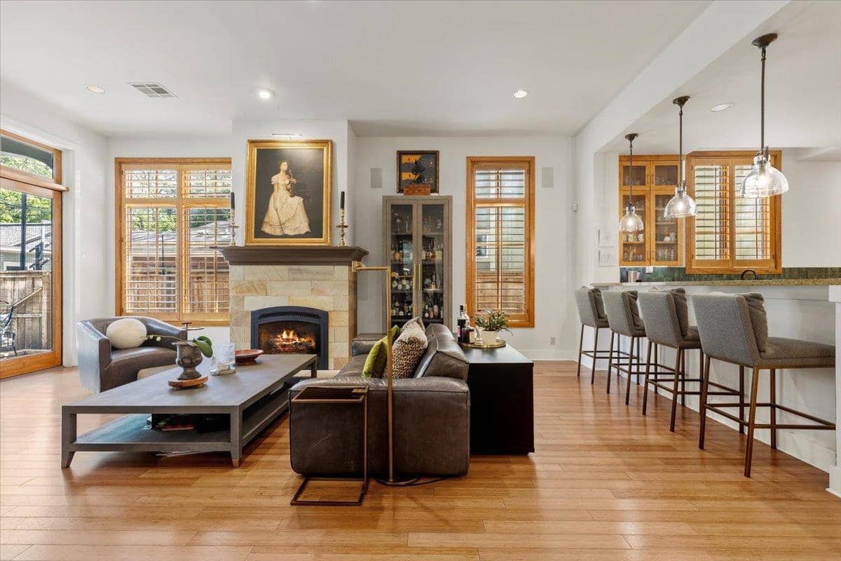 2207 Forest #A, Austin 78703