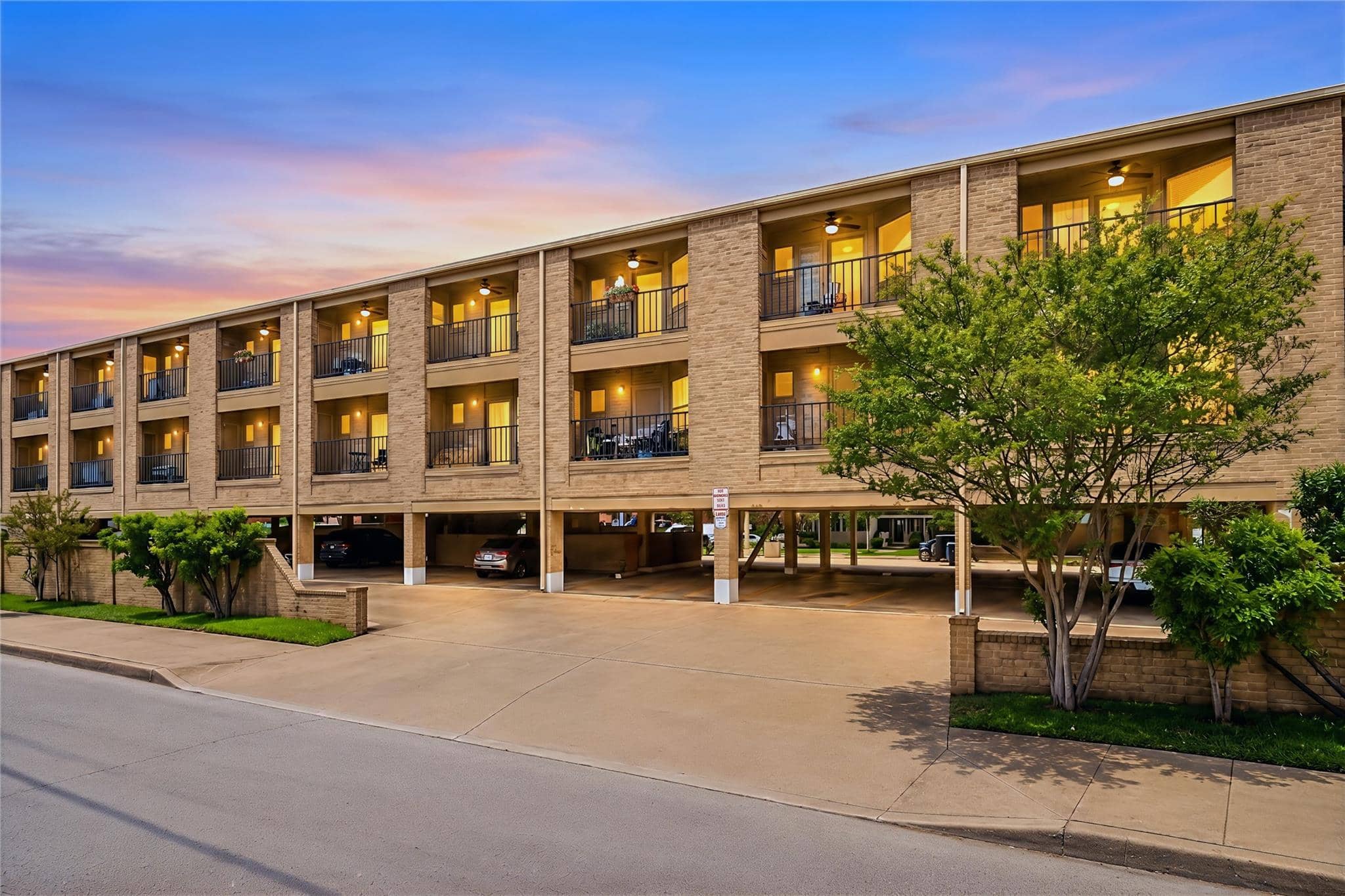 3316 Guadalupe #213, Austin 78705