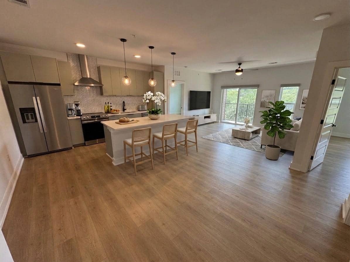 2500 Longview #302, Austin 78705