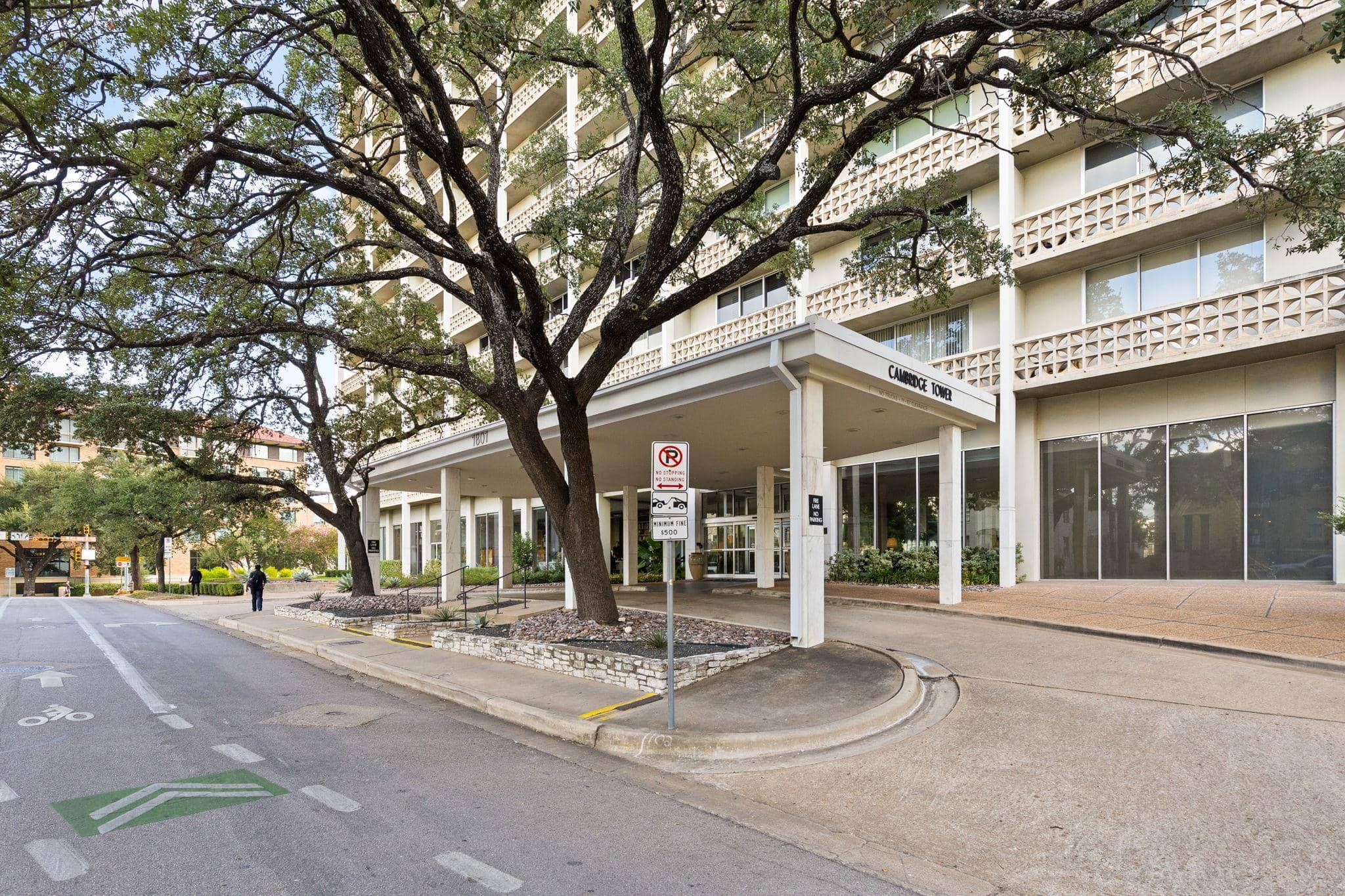 1801 Lavaca #15M, Austin 78701