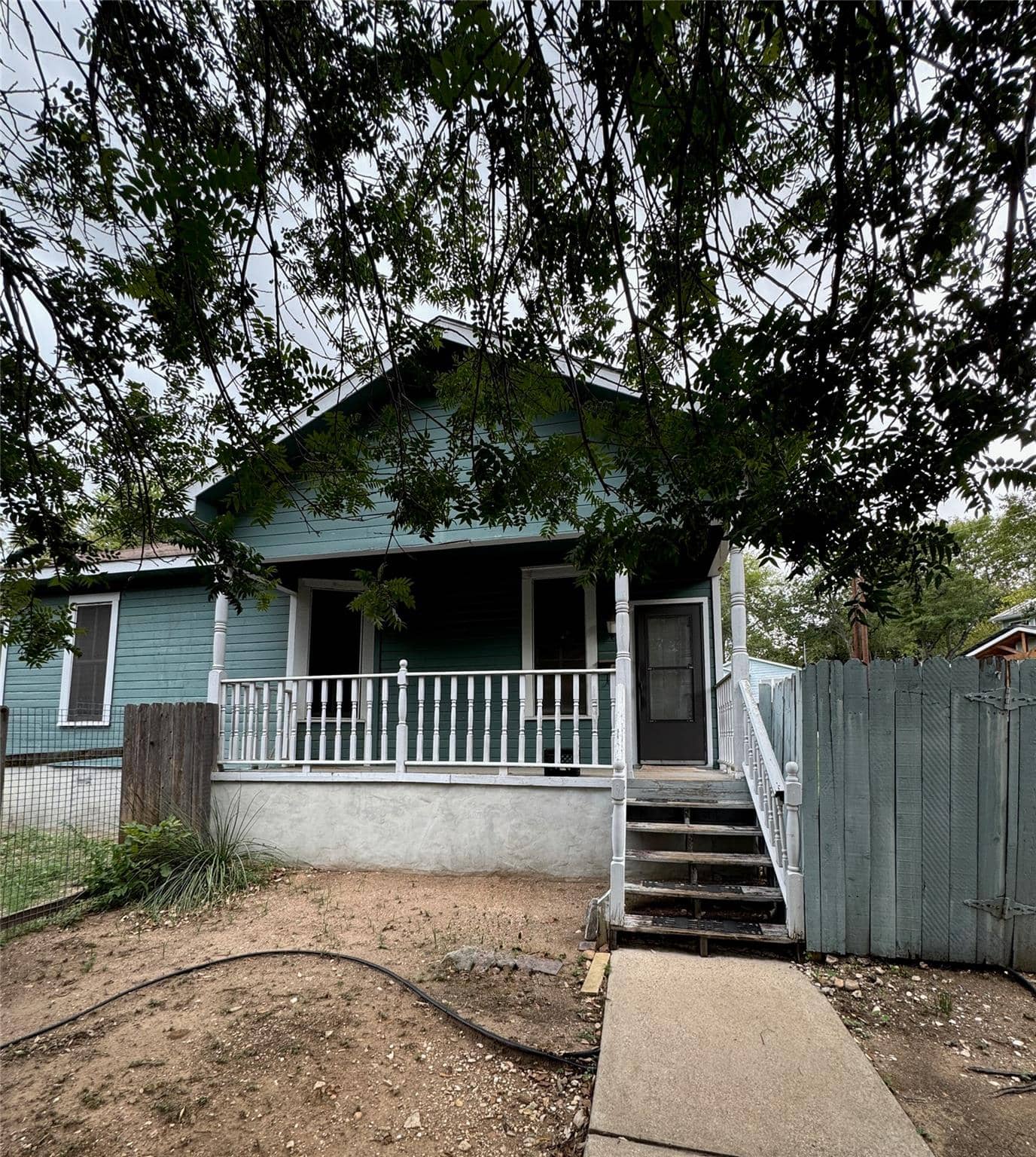 2503 Walter, Austin 78702